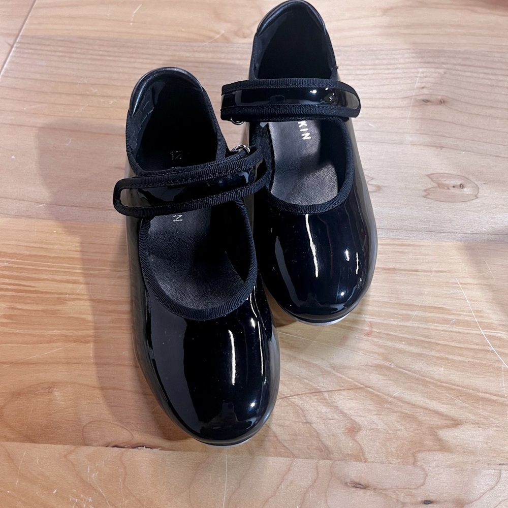 Tap shoes